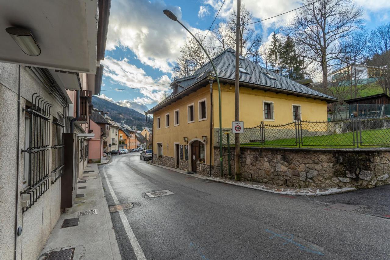 Hladik House - Alpi Giulie Cosy Apartment Tarvisio Bagian luar foto
